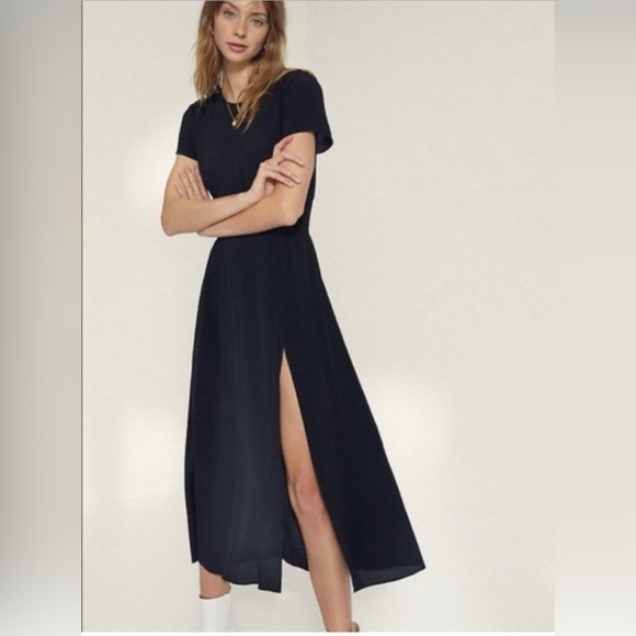 Aritzia Cap-Sleeve Midi-Dress with Side Slit Black and Cream Size XS - Picture 1 of 12